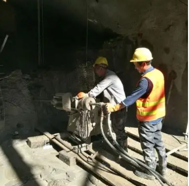 万柏林水下抗分散灌浆料特点 水下不分散注浆料介绍