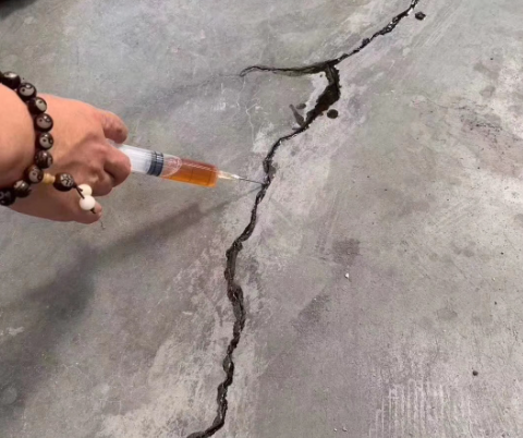 万柏林混凝土裂缝修补技术详解​